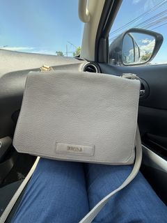 (Category: ) located in . Submitted by charliz_collection (Listing ID 1465363415, Image 1). Description: .