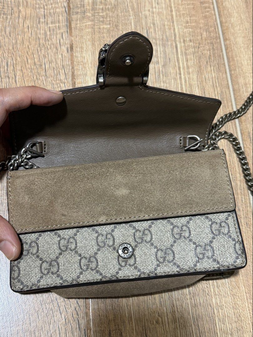 G U C C I Dionysius S u p r e m e Super Mini Monogram (Category: Cross-body Bags) located in Carmona. Submitted by vetaesencial (Listing ID 1465277128, Image 3). Description: Not guaranteed from Korea No major flaws, please check each photos for its condition Minimal fading on chain Free shipping as long as purchased in its regular price Loc: Cavite/Laguna area.
