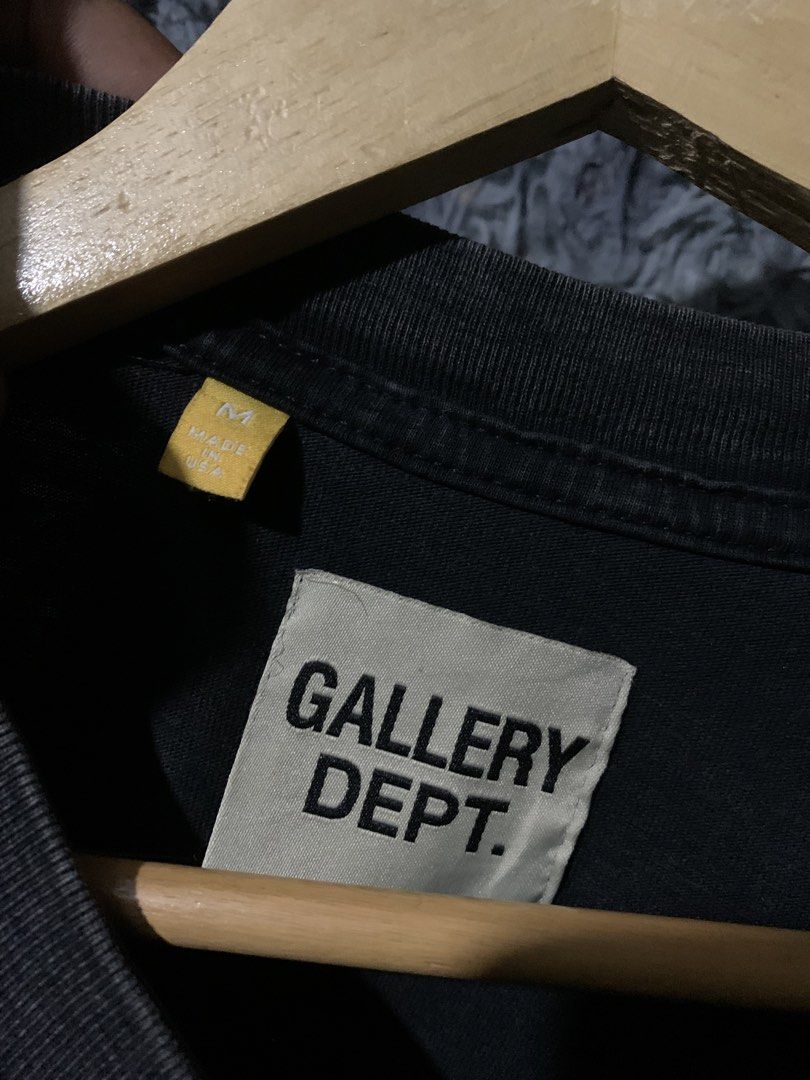 Gallery dept wash sund-faded (Category: Activewear) located in Manila. Submitted by etchelverano (Listing ID 1465294101, Image 3). Description: Gallery Dept Wash faded black Excellence condition No issue Color rate 9.8/10 Size M / Dimes L32 W24 .