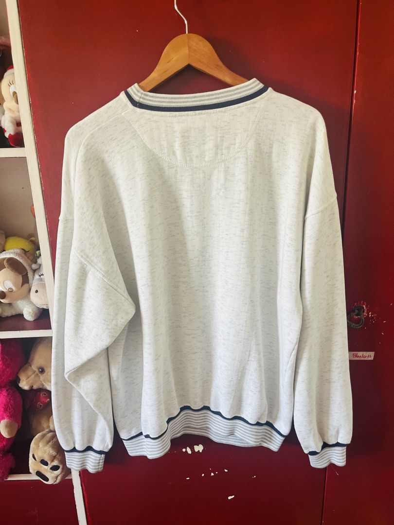 Gear For Sports Sweatshirt (Category: Activewear) located in Quezon City. Submitted by wacpon_061972 (Listing ID 1465202219, Image 3). Description: Vintage-style “Black Butte Golf” cream marled crewneck sweatshirt .