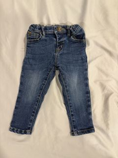 (Category: ) located in . Submitted by fashionforward16 (Listing ID 1465309579, Image 1). Description: .
