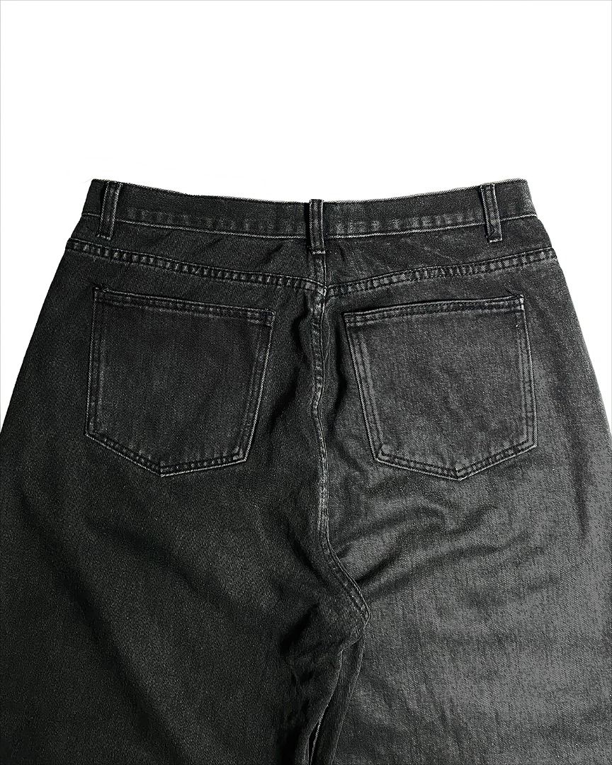 GOODLIFEWORKS WASHED BLACK PANTS (Category: Jeans) located in Davao. Submitted by premiumdept. (Listing ID 1465221752, Image 3). Description: GOODLIFEWORKS WASHED BLACK PANTS Size: Large Dimes: 34x42 Hem: 11 Color rate: 10/10 Condition: As new! Issue(s): 1 Scratch (unnoticeable Mine: 500 ___ - Sf buyers expenses - Mine | Steal | Premium | basis only - Check details before buying - Color may vary due to lighting - Manage your expectations, issues 