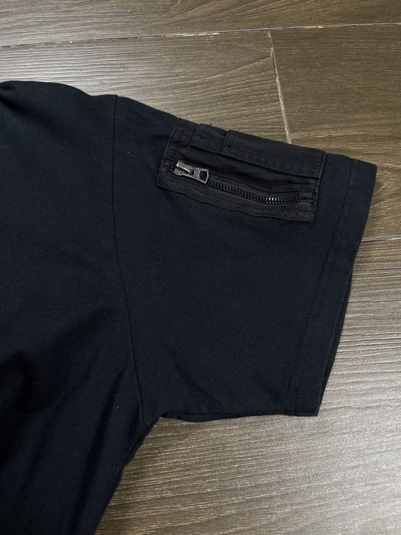 Gramicci x Alpha Industries Tee (Category: Tshirts & Polo Shirts ) located in Bacolod City. Submitted by gabinuks2039771 (Listing ID 1465214618, Image 3). Description: 21x28 Authentic Dm if interested No flaws.