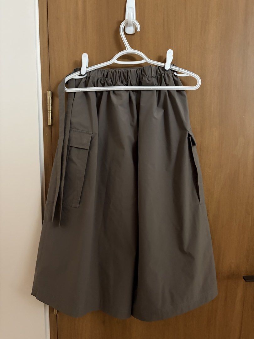Gray Skort / Culottes (Category: Other Bottoms) located in Marikina City. Submitted by jlram (Listing ID 1465358393, Image 3). Description: Original Price 1.2k PHP.