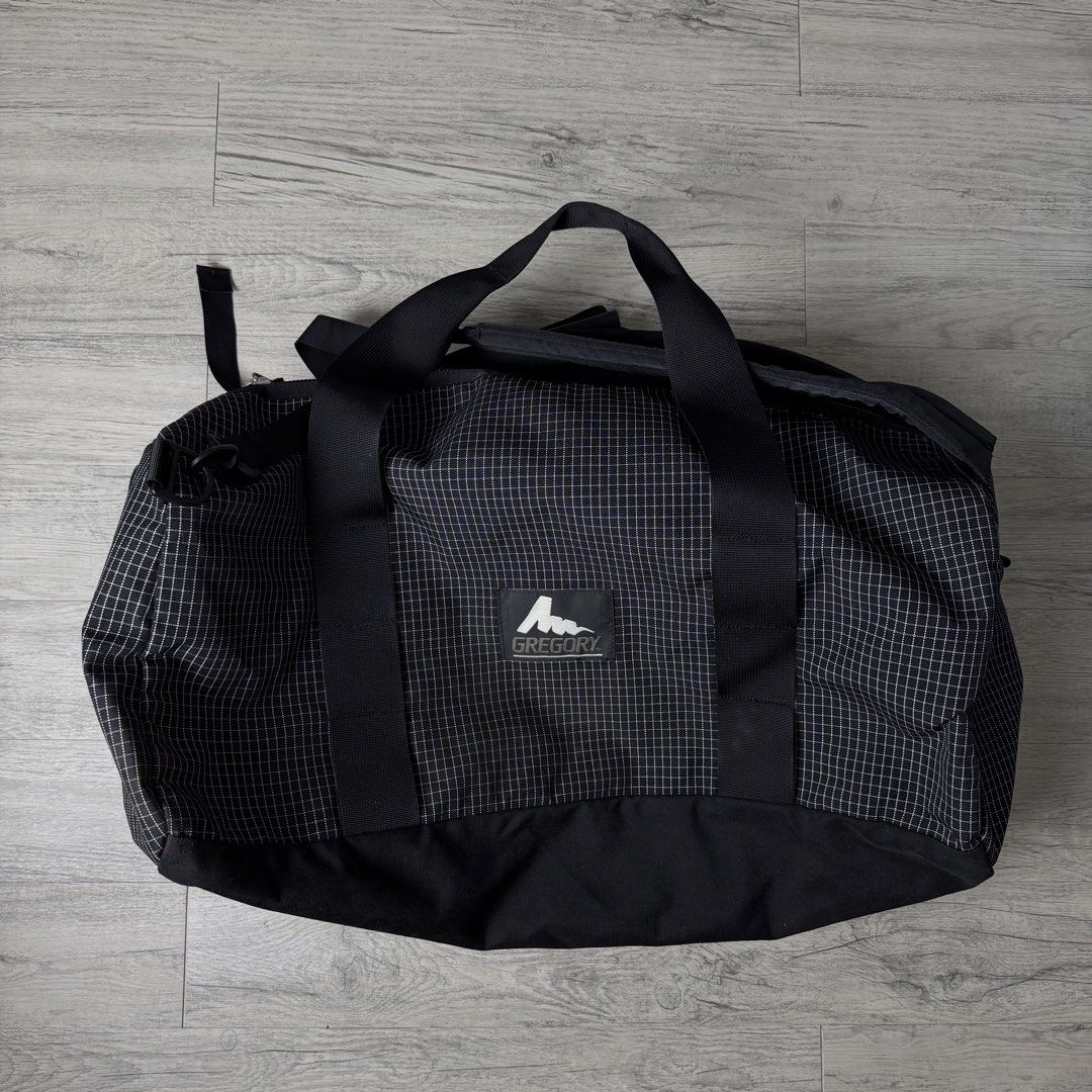 Gregory Dufflebag/Backpack (Category: Backpacks) located in Manila. Submitted by wornagainstudios2 (Listing ID 1465315744, Image 1). Description: Two day, dufflebag can be backpack.