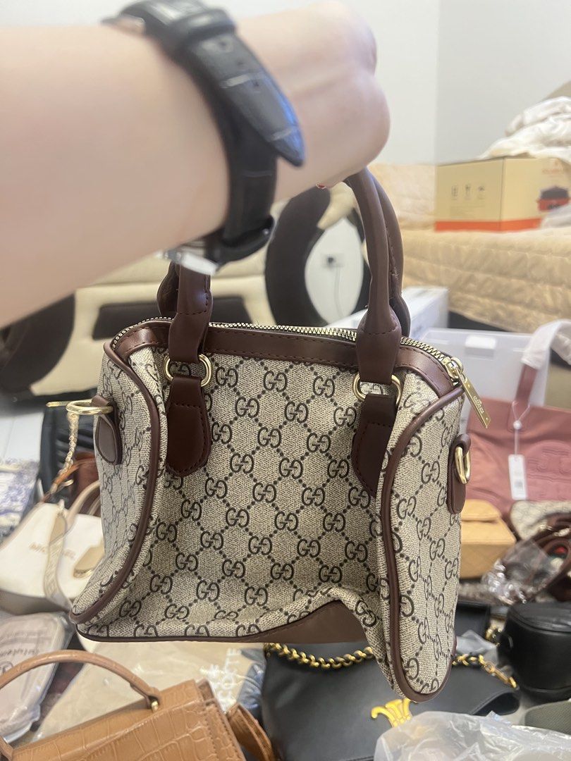 GUCCI BAG (Category: Purses & Pouches) located in Manila. Submitted by businesspform (Listing ID 1465285164, Image 2). Description: on hand! dm me for inquiries ⭐️ or visit us on ig: @getblstd.ph for more available items 💐 have 2pcs.