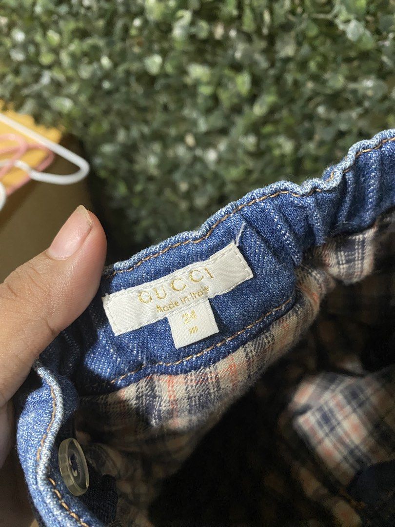 Gucci denim pants for kids (Category: Luxury Apparel) located in Manila. Submitted by avathriftedcloset (Listing ID 1465336746, Image 2). Description: 1-3 yrs old.
