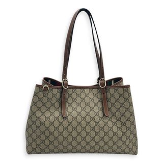 (Category: ) located in . Submitted by carousellluxury (Listing ID 1465340924, Image 1). Description: .