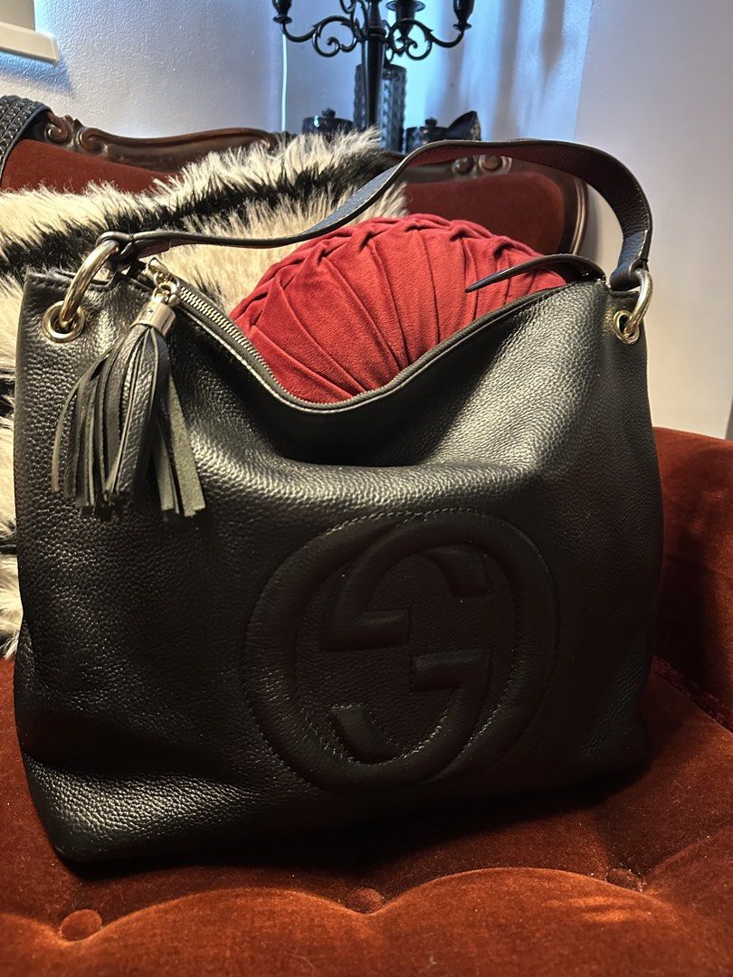 Gucci Soho Large Hobo (Category: Luxury Bags & Wallets) located in San Juan, La Union. Submitted by xoxoluvmiffy (Listing ID 1465228140, Image 1). Description: slightly nego no issue (need wash on the interior only) mop: maya / bpi.