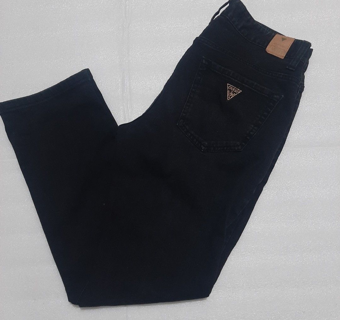 GUESS JEANS (Category: Jeans) located in General Santos City (Dadiangas). Submitted by thrift_raid (Listing ID 1465281126, Image 1). Description: size 30 on tag.