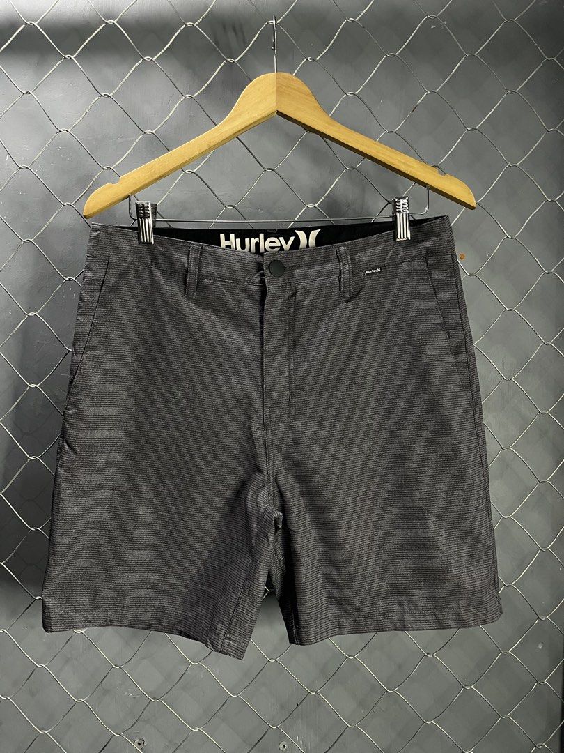 H U R L E Y Hybrid Shorts (Category: Shorts) located in Baliuag. Submitted by TOCThrift (Listing ID 1465250962, Image 1). Description: H U R L E Y Hybrid Shorts Size 31 on tag 31-32 waist | 18 Length Above the knee Good as new No issue 580 + SF Baliwag, Bulacan.