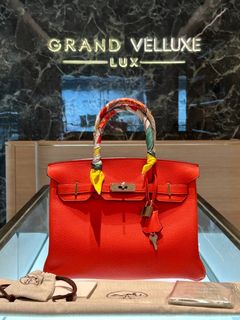 (Category: ) located in . Submitted by grandvelluxe (Listing ID 1465367185, Image 1). Description: .