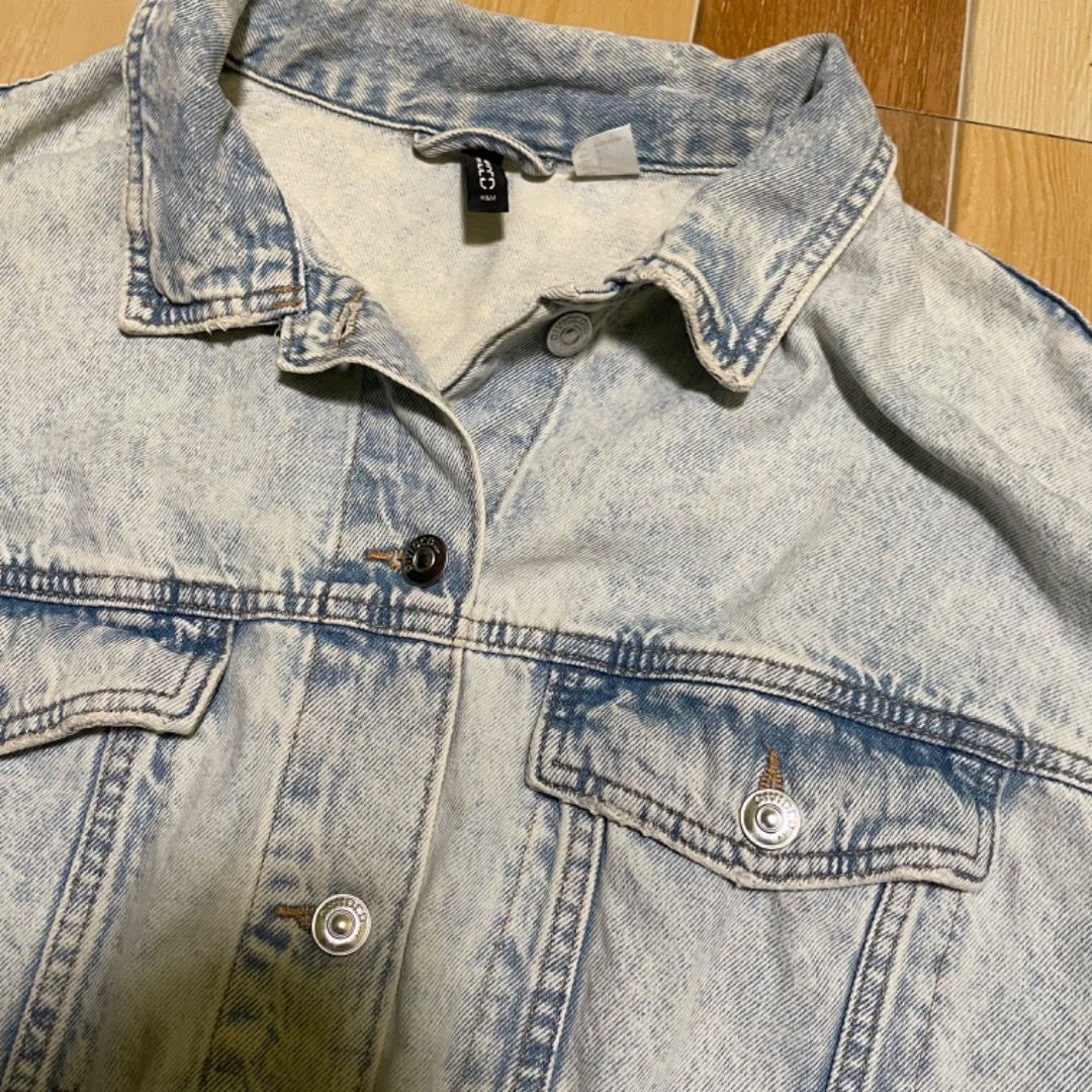 H&M acid wasjh jacket (Category: Coats, Jackets and Outerwear) located in Tacloban City. Submitted by revive_fits (Listing ID 1465230342, Image 2). Description: THRIFTED ITEM (OFF/LEGIT).