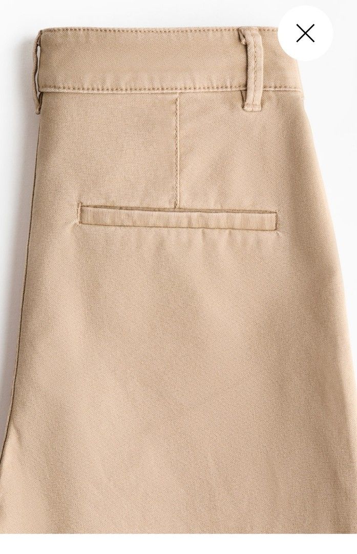 H&M Beige Cotton Canvas Trouser (Category: Other Bottoms) located in Lapu Lapu. Submitted by days1189 (Listing ID 1465337092, Image 3). Description: Please see photos for details.