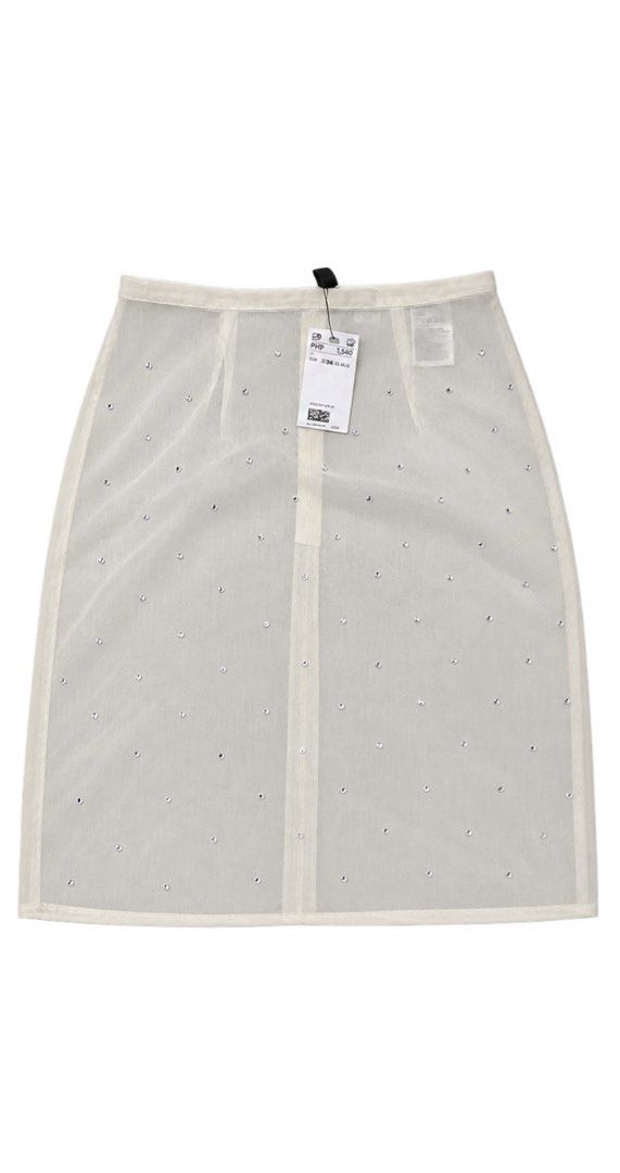 H&M RHINESTONE-EMBELLISHED SKIRT (Category: Skirts) located in Manila. Submitted by hubaderascloset (Listing ID 1465326839, Image 2). Description: .