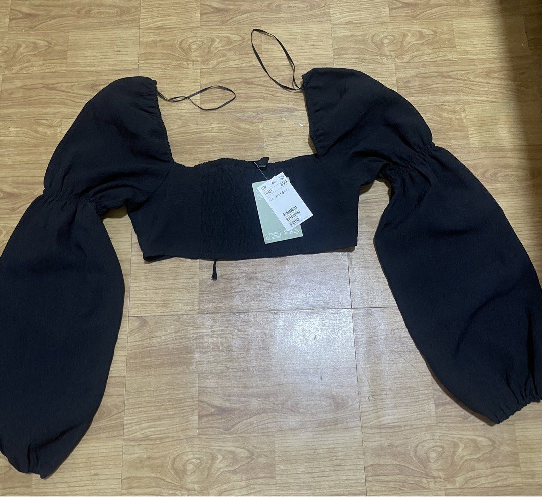H&M TOP (Category: Others Tops) located in Manila. Submitted by hubaderascloset (Listing ID 1465329306, Image 3). Description: .