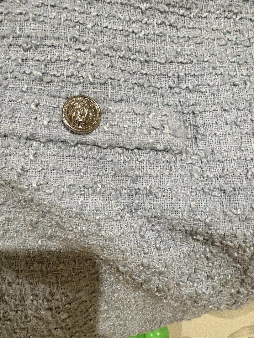 H&M Tweed Skirt (Category: Skirts) located in Manila. Submitted by tokyogurl (Listing ID 1465312349, Image 3). Description: Lalamove only.