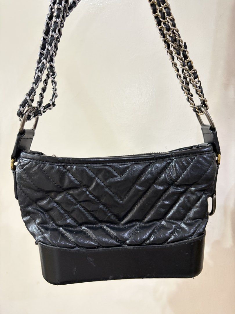 Hobo bag (Category: Shoulder Bags) located in Balanga. Submitted by neri_declutters (Listing ID 1465290983, Image 3). Description: 📍Location: Balanga Bataan 🏍️Delivery Options: J&T, and LBC 💵Mode of Payment: Gcash, Bank Transfer (Payment First Basis) ❌No cancellation of order/s #PrelovedBags #PrelovedBag #PrelovedPH #PrelovedBagsPH #BrandedPreloved ThriftFinds UkayFinds UkayPH SecondHandStyle Note: Kindly manage your expectations because our p