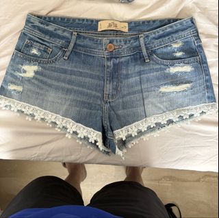 (Category: ) located in . Submitted by pearlkhoo (Listing ID 1465220198, Image 1). Description: .