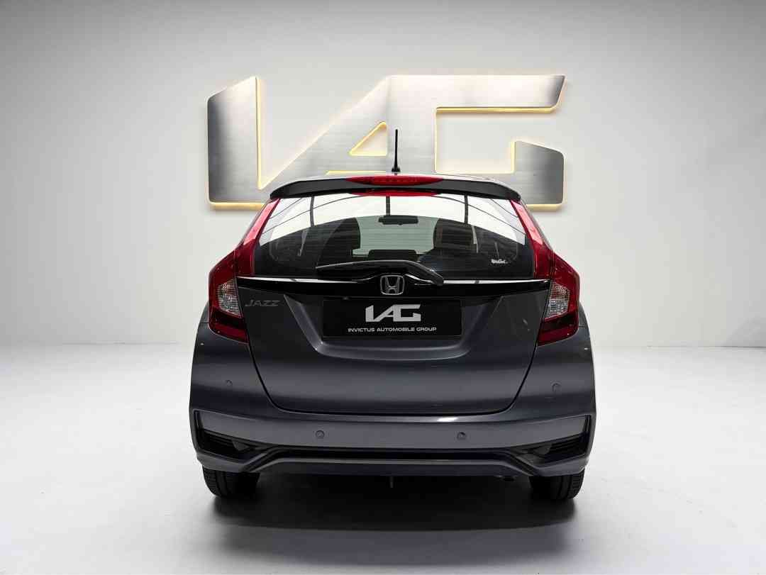 Honda Jazz 1.3 (A) (Category: Used Cars) located in Singapore. Submitted by invictusautomobilegroup (Listing ID 1465247811, Image 3). Description: ⚡️LOWEST DEPRECIATION IN MARKET ⚡️ ⚡️PRICED TO SELL ⚡️ ⚡️$0 Downpayment Available! ⚡️ 🚗 Model : Honda Jazz 1.3 CVT 🗓️ Registration : Nov 2018 (2 Years 1 Months) 💵 Interest rate : Bank Loan fr 2.28%, In House Full loan fr 2.98% 🌟 Pristine Condition 🌟 1 Owner 🌟 Most Economical And Reliable Hatchbac