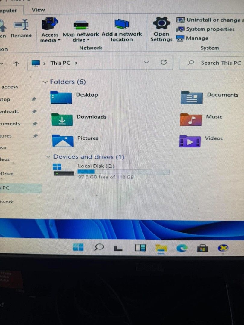 HP Elitedesk 800 G3 desktop mini (Category: Desktops) located in Manila. Submitted by happyearth.953a15 (Listing ID 1465381787, Image 3). Description: HP Elitedesk 800 G3 desktop mini I5 6th gen Intel UHD Graphics 530 8gb ram 120gb ssd Windows 11 pro OS Unit with power adapter 💸💸 6,500 Location: San Andres bukid manila Pick up or deliver cod.