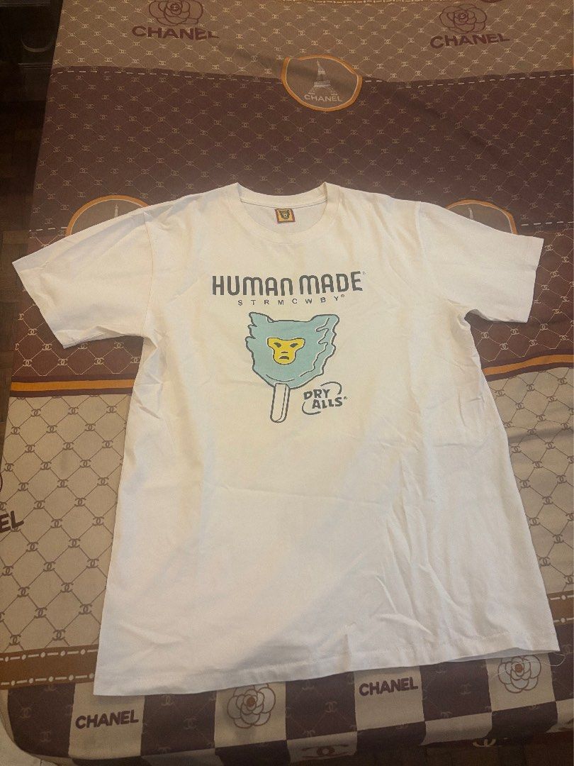 Human made tshirt (Category: Luxury Apparel) located in Manila. Submitted by nikeandjordanapparels (Listing ID 1465210099, Image 1). Description: Human made tshirt Made in japan Streetwear tier.