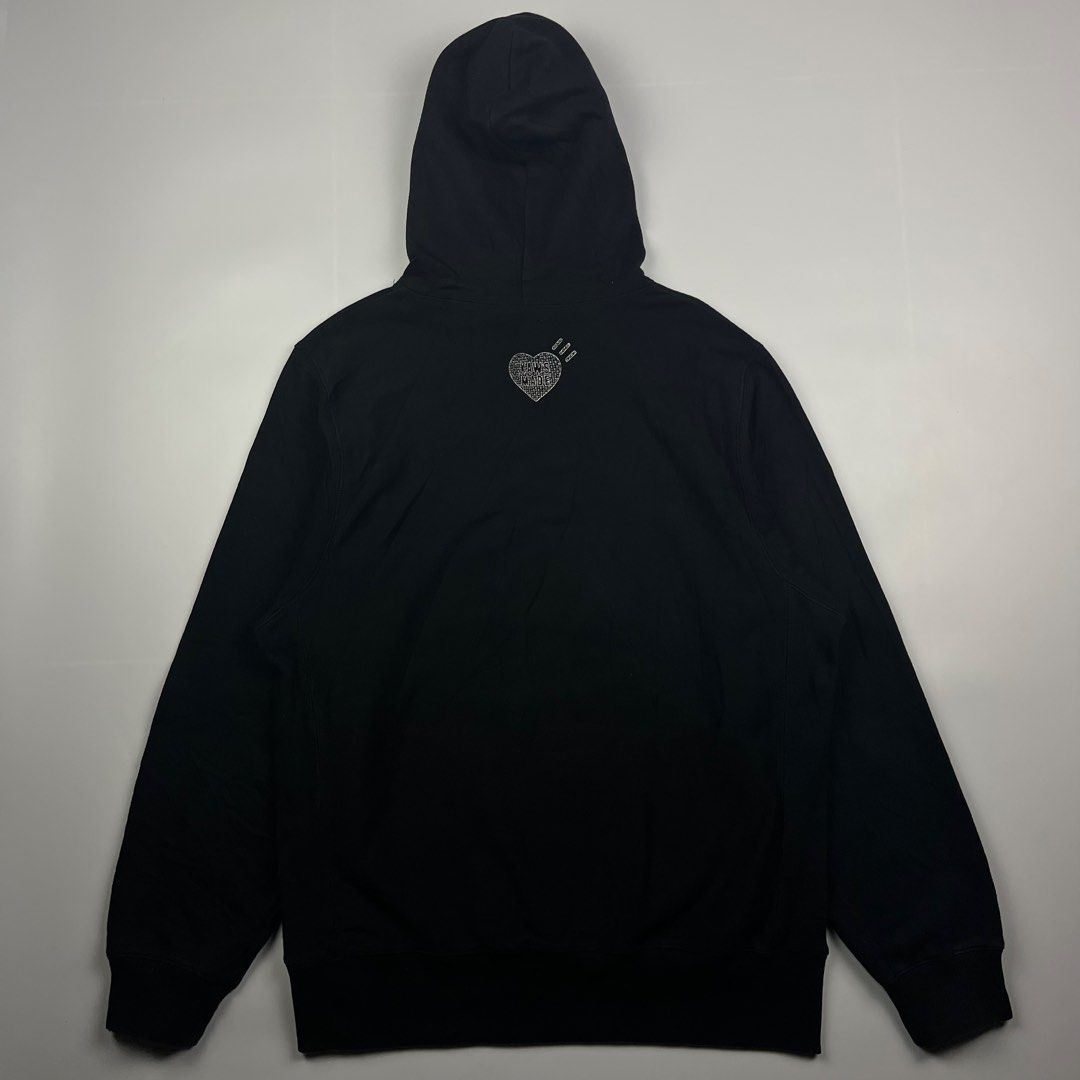 Human Made x Kaws Pizza Hoodie (Category: Hoodies) located in Puerto Princesa. Submitted by paradise5300 (Listing ID 1465233363, Image 2). Description: Human Made x Kaws Pizza Hoodie Tagged Size: XL Dimensions Inches length: 30 Inches width: 24.5 Condition: Excellent Color rate: 10 Flaws: None 1,799 shipping fee is not yet included. .