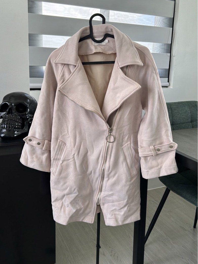 H-XIFS Pink Suede Jacket Coat (L) (Category: Coats, Jackets and Outerwear) located in Dasmarinas. Submitted by sfclosetcleanup (Listing ID 1465189718, Image 1). Description: 16 x 30.