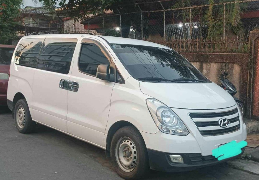 Hyundai Starex (Category: Used Cars) located in Manila. Submitted by olxph_niqbe9481 (Listing ID 1465256936, Image 1). Description: Hyundai Starex, manual transmission, 12 seater capacity, newly registered, good condition.