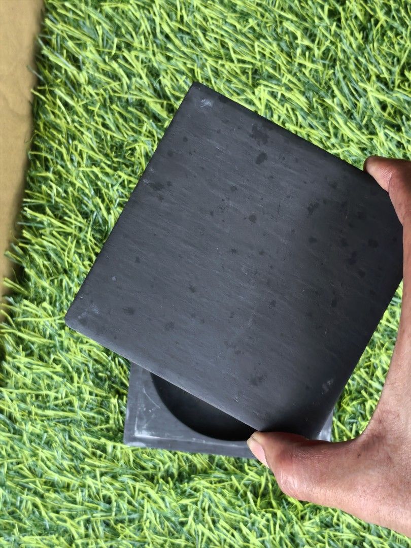 Inkstone Calligraphy (Category: Craft Supplies & Tools) located in Paranaque City. Submitted by furugiyafinds (Listing ID 1465239321, Image 2). Description: - Traditional black square ink stone with matching cover lid - Features a carved round ink well with a small corner reservoir for water - Made from sturdy, high-quality stone material with a sleek dark grey finish - Perfect tool for calligraphy and Chinese brush painting practice.
