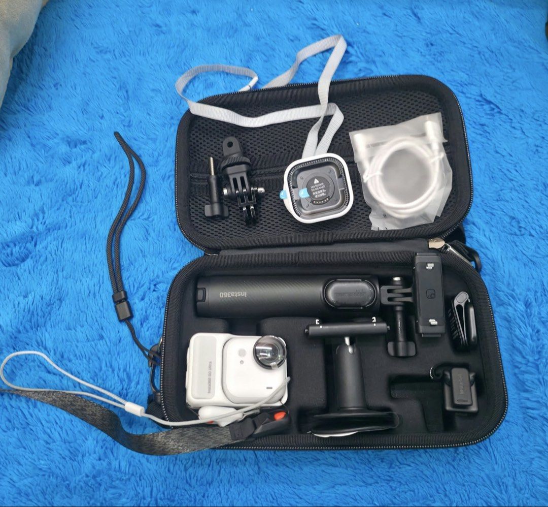 Insta 360 Go Ultra Creator (Category: Other Sports Equipment and Supplies) located in Manila. Submitted by mytokador15 (Listing ID 1465282046, Image 3). Description: Used once. Tiny hands free 4K camera Please PM for more inquiries..