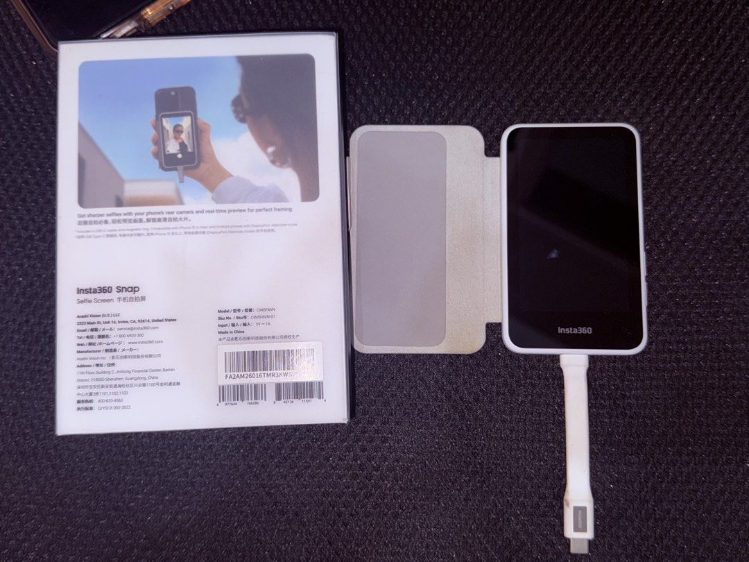 Insta 360 Snap Selfie Screen (Category: Other Mobile & Gadget Accessories) located in Quezon City. Submitted by gavinarevalo (Listing ID 1465185235, Image 1). Description: No issue open bix only! Di nagamit Impulsive buyer! .