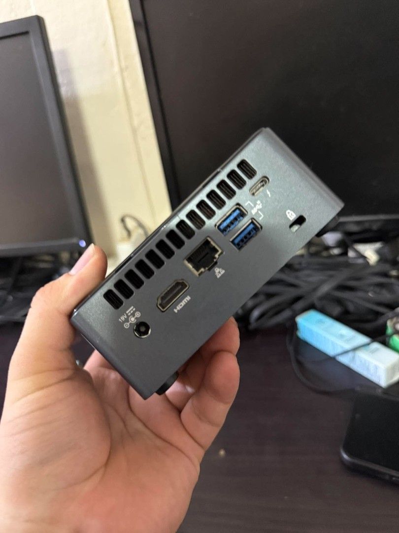 Intel nuc PC (Category: Desktops) located in Manila. Submitted by happyearth.953a15 (Listing ID 1465379994, Image 3). Description: Intel nuc PC I3 10th gen Intel UHD Graphics 8gb ram 120gb ssd Windows 11 pro OS Unit with power adapter 💸💸 8,000 Location: San Andres bukid manila Pick up or deliver.