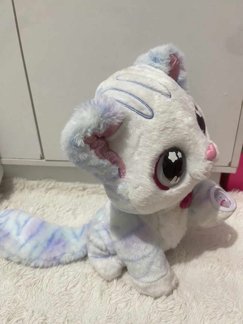 interactive VTech Glitter Me Kitten (Category: Interactive Toys) located in Manila. Submitted by jassie06 (Listing ID 1465314776, Image 3). Description: Super cute, nice and amazing. 🩷 Working. Super low selling price na po. Pamigay price Originally bought for 3,500 po What you see is what you get, as is. Please always manage expectations since this is preloved with a very low price na po. .