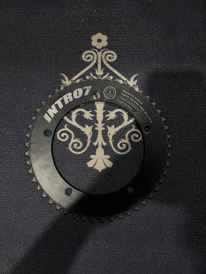 Intro7 Chainring (Category: Parts & Accessories) located in Singapore. Submitted by niggaboy67 (Listing ID 1465227607, Image 1). Description: Intro7 Chainring for sale 49 Tooth 144 Bcd No bent or chipped teeth Condition is as seen Meet up Location can be discussed Looking for $30.