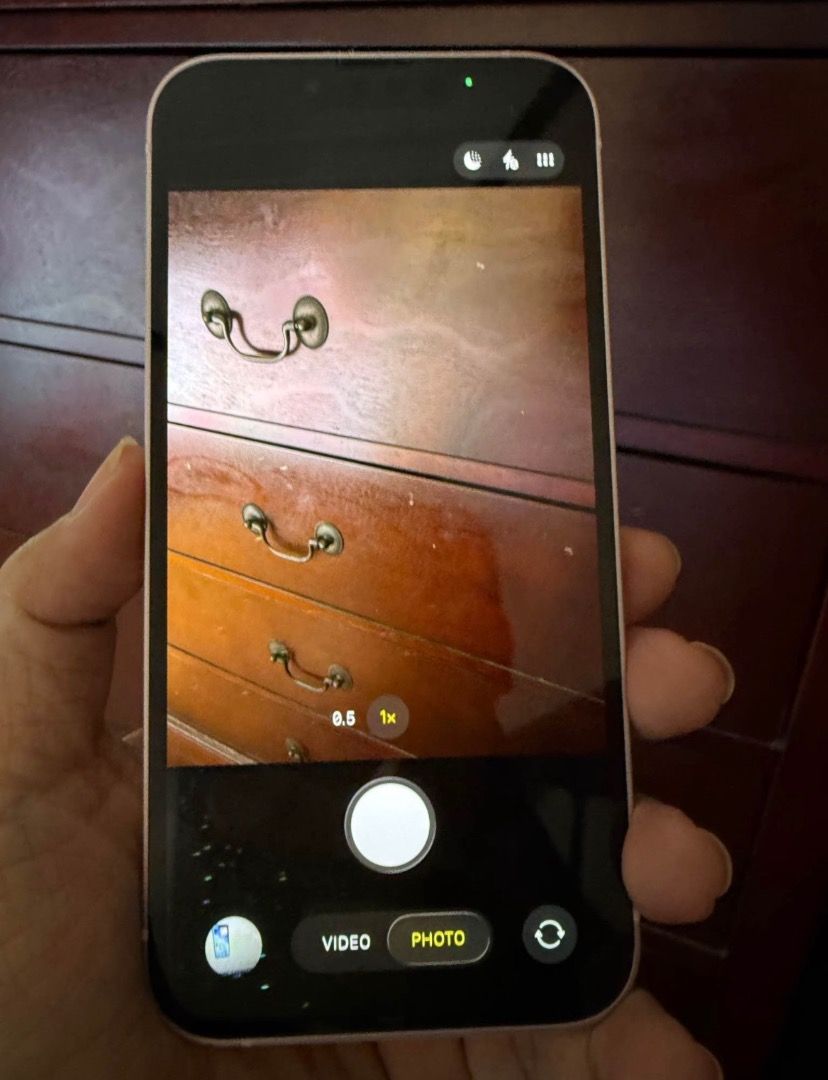 iPhone 13 128GB (Category: iPhone 13 Series) located in Santa Rosa. Submitted by glennmbcq (Listing ID 1465206568, Image 2). Description: Unit and Charger cord inclusion only 128GB 89% BH No scratch/outer damage No sim restriction, E SIM can be used Location: Sta Rosa Laguna.