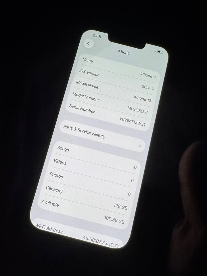 Iphone 13 (Category: iPhone 13 Series) located in Lapu-Lapu City. Submitted by vsblare (Listing ID 1465180315, Image 1). Description: 📍LAPU-LAPU CITY Iphone 13 pink 128 gb 76 BH Any sim (Factory Unlocked) With complete charger and case 🏷️ Price still negotiable Rfs: extra phone .