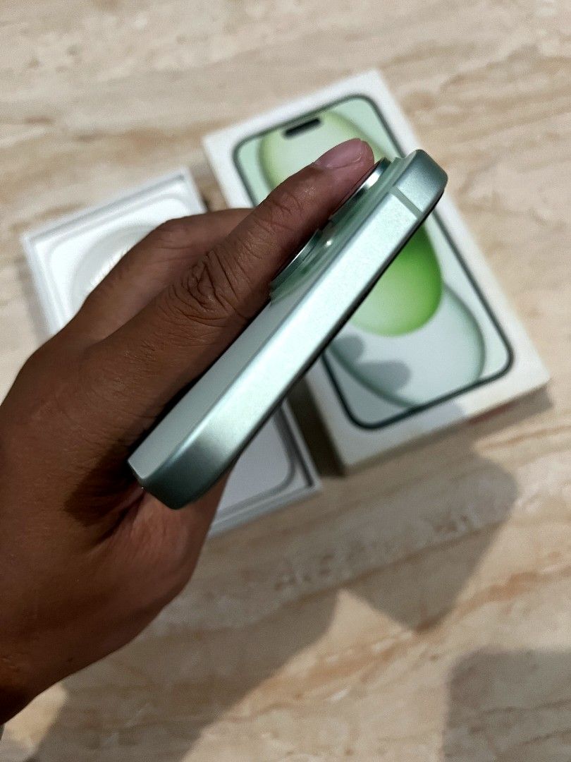 IPHONE 15 PLUS 128 MINT GREEN (Category: iPhone 15 Series) located in Manila. Submitted by papi.chuloo (Listing ID 1465286120, Image 2). Description: IPHONE 15 PLUS 128GB - MINT GREEN 28,500 negotiable for sure buyer ✅ 84% Battery Health 470 cc ✅ No sim restriction (any sim) ✅ No history of repair (all orig. parts) ✅ Face ID working ✅ True Tone working ✅ 100% Super Smooth ✅ ZP/A Local variant ✅ Box, Unit, and case only ✅ unli check|reset upon mee