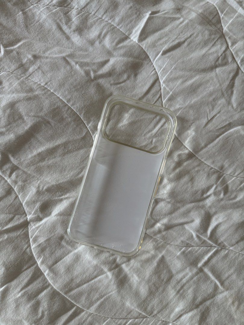 Iphone 17pro (Category: Cases & Sleeves) located in Naga. Submitted by maartsy.co (Listing ID 1465269697, Image 3). Description: .