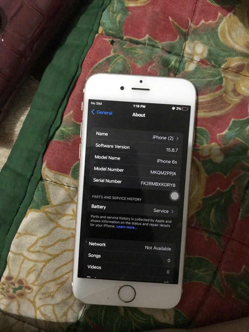 iPhone 6s 16gb Smartlock (Category: iPhone 6 Series) located in Manila. Submitted by itsmeyowwwww (Listing ID 1465224390, Image 3). Description: iPhone 6s 16gb Smartlock Nasira lcd Papaltan nyo nalang All works pa .