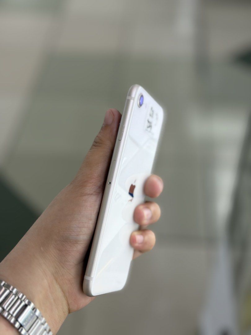 Iphone SE 2022 3rd generation 128GB 94bh no issues Openline (Category: iPhone SE Series) located in San Juan City. Submitted by najihahtelecomshop2018 (Listing ID 1465200321, Image 3). Description: Legit Store | Original unit FOR SALE | TRADE / SWAP ▫️INSTALLMENT thru: 🔸Credit Card (straight / installment) 🔸Ggives / Gcredit + 6% interest 🔸Spay Later + 6% interest (RFS: Buy and Sell any kinds of Gadgets) Description: iPhone SE 2022 128GB ( othe