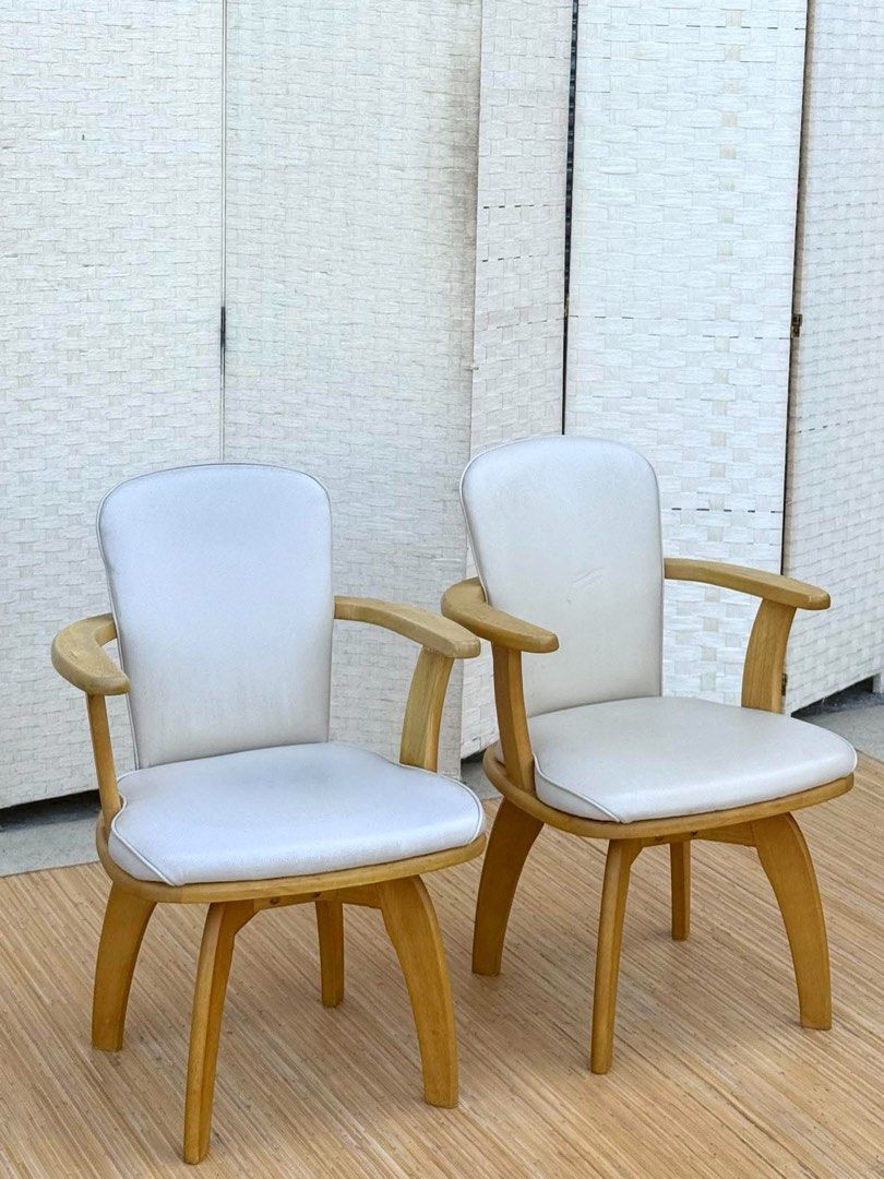 JAPAN SURPLUS 2PCS SWIVEL CHAIRS (Category: Chairs) located in Bulacan. Submitted by monmon555 (Listing ID 1465240238, Image 2). Description: JAPAN SURPLUS 2PCS SWIVEL CHAIRS IN GOOD CONDITION SIZE: 16H x 22L x 16W inches.