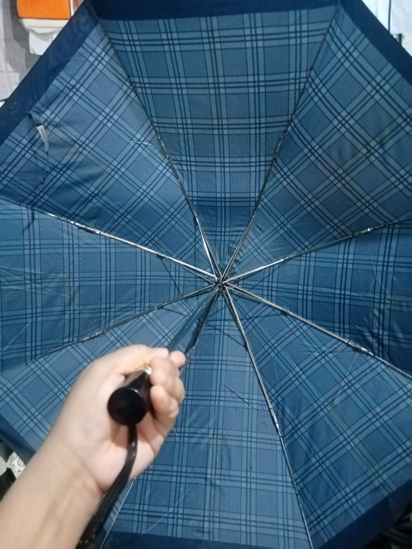 Japan umbrella (Category: Umbrellas) located in Caloocan City. Submitted by highlanderstore (Listing ID 1465171543, Image 3). Description: .