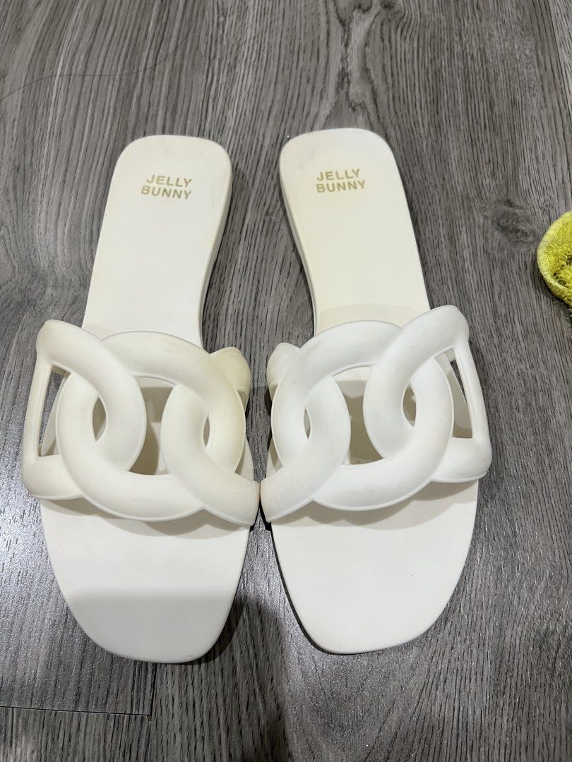 Jelly Bunny Sandals White (Category: Flats & Sandals) located in Paranaque City. Submitted by sorajapanluxshoppe (Listing ID 1465256594, Image 1). Description: with slight discoloration due to storing but not that noticeable size:38.