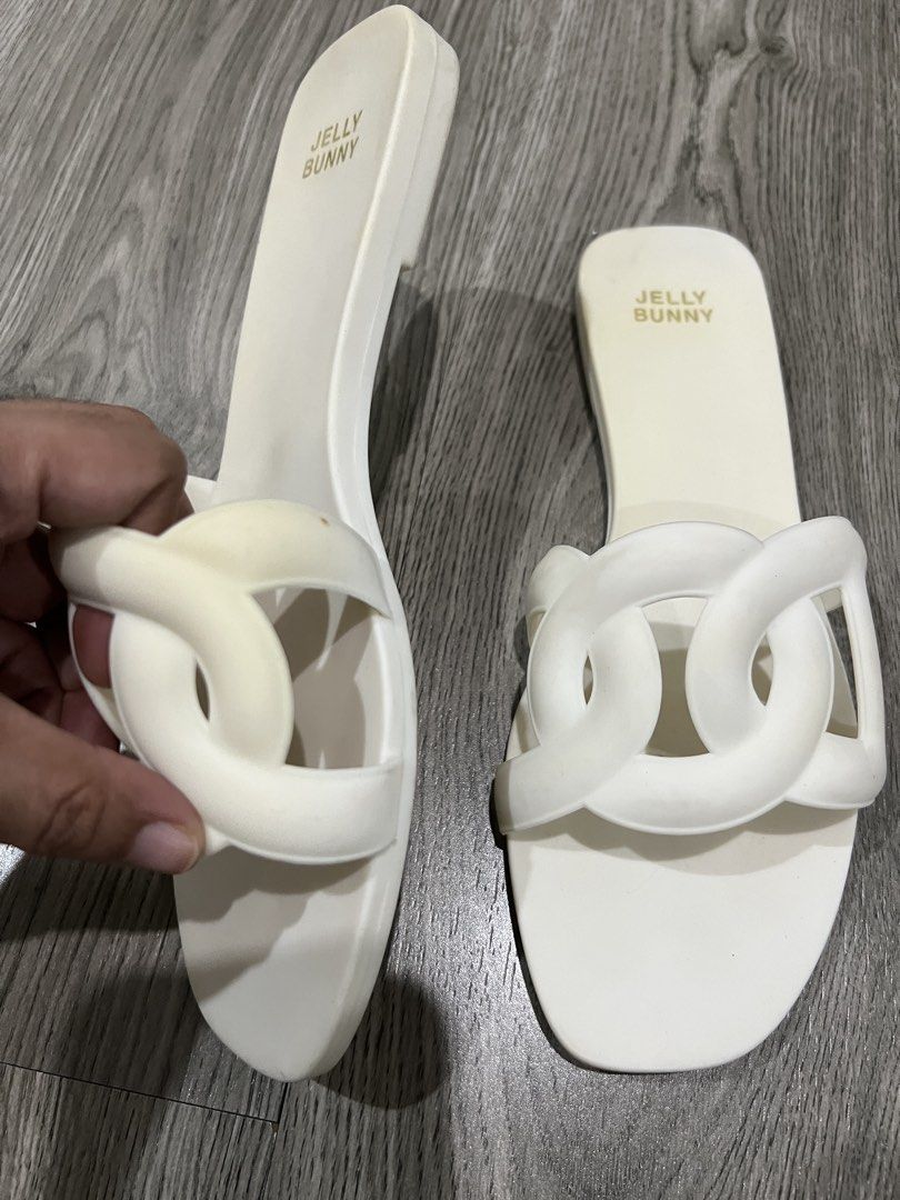 Jelly Bunny Sandals White (Category: Flats & Sandals) located in Paranaque City. Submitted by sorajapanluxshoppe (Listing ID 1465256594, Image 3). Description: with slight discoloration due to storing but not that noticeable size:38.