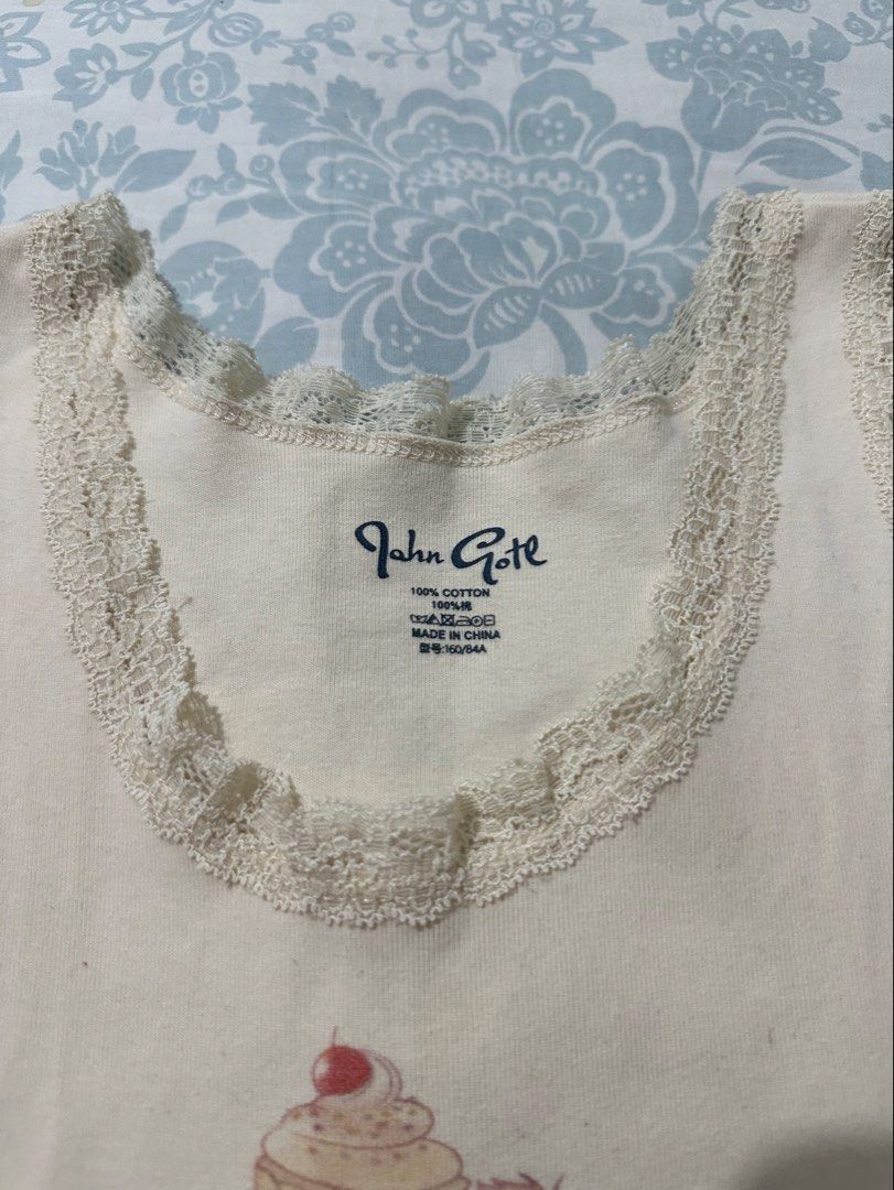John Galt Ronnie Lace Tank Top (Category: Sleeveless) located in Manila. Submitted by alexamnl (Listing ID 1465340937, Image 3). Description: Fitted only, has stain & was bought here or on FB. Fits me weirdly so best for XS-S..