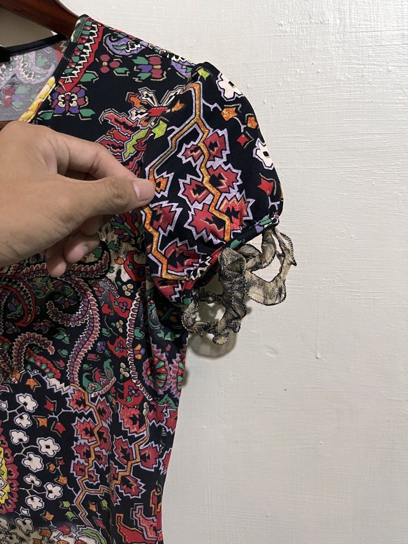JUST CAVALLI PAISELY & LEOPARD PRINT (Category: Activewear) located in Sagay. Submitted by jan_arvene (Listing ID 1465305485, Image 3). Description: 📌 Just Cavalli Paisley & Leopard Print 21” length 17” width Size small Good condition and color rate No issues Pm.