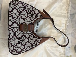 （分類：）位於 。 由 chinchinyui 提交（商品編號 1465232336，圖片 1）。簡介： 。