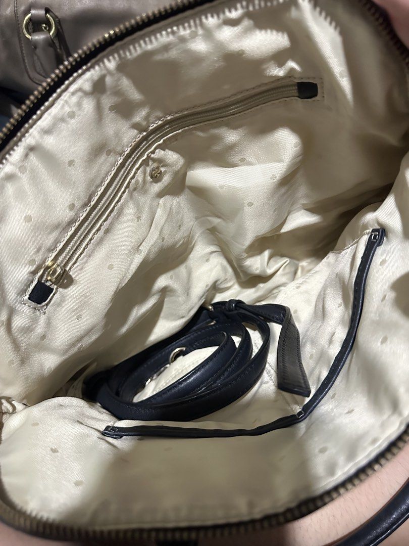 Kate Spade Patterson (Category: Luxury Bags & Wallets) located in Leyte. Submitted by geojhen944614 (Listing ID 1465271442, Image 3). Description: .