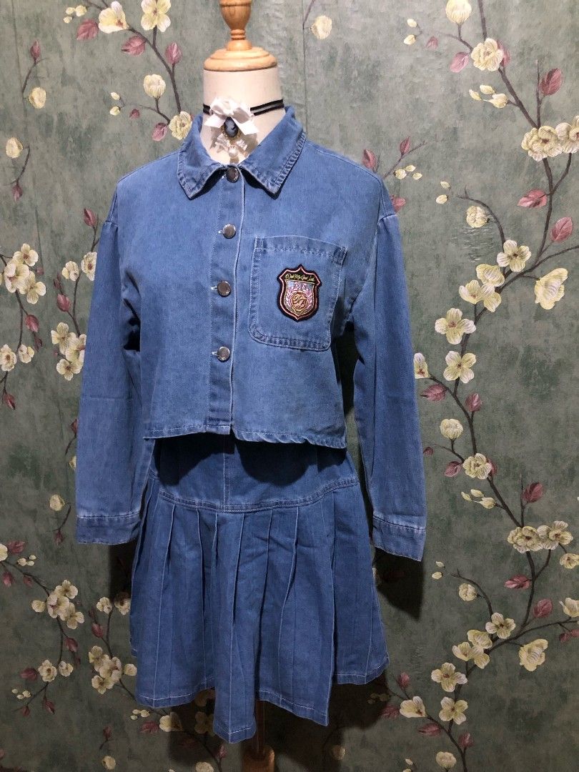 Katseye Sophia GAP inspired denim set (Category: Sets or Coordinates) located in Baguio. Submitted by icarus_relics (Listing ID 1465330627, Image 1). Description: no brand GAP katseye sophia inspired Size: XS- S NO HAGGLING! PAY AS YOU ORDER DON'T DM IF U ARE NOT A SURE BUYER Baguio loc GCASH mode of payment J&T courier.